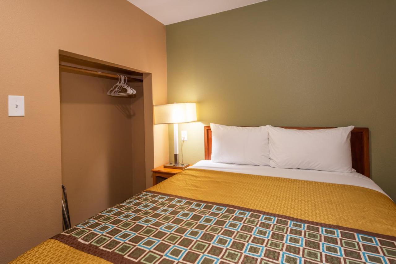 Town Motel Forks Zewnętrze zdjęcie