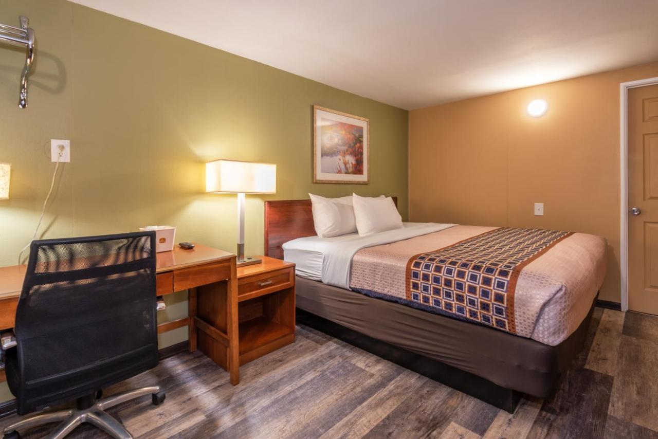 Town Motel Forks Zewnętrze zdjęcie